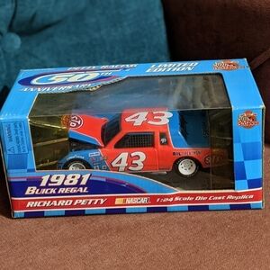 Richard Petty 1981 Nascar 50th Anniversary